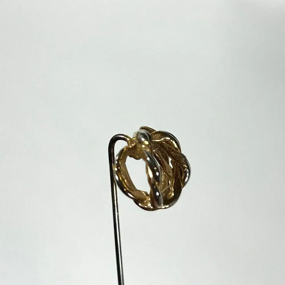 Knot Stick Pin, Gold tone, Classic Preppy Delicate for Hats Sweaters Blazers